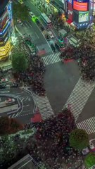 Traversée piétonne bondée à Shibuya, Tokyo
