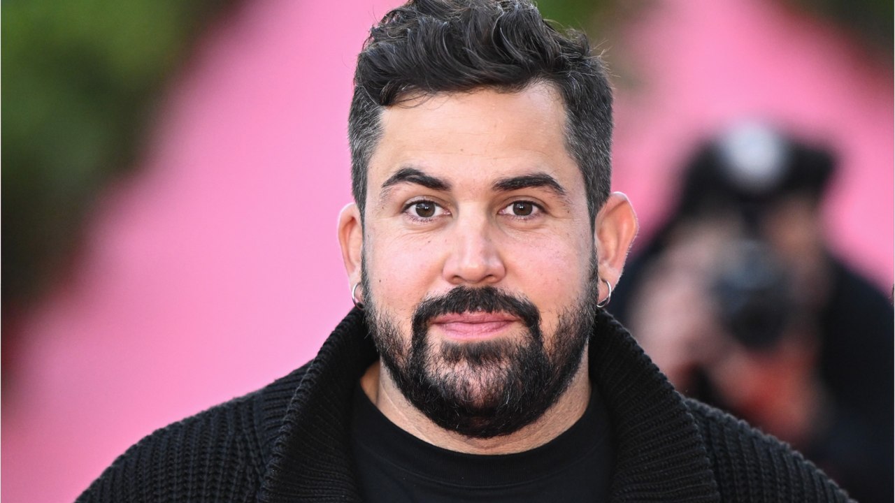 GALA VIDEO - Artus boudé aux César, il ne mâche pas ses mots : “Honnêtement, je préfère…”