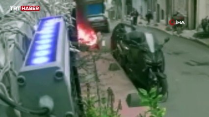 Çöpe kibrit attı, alevler 4 katlı binaya sıçradı