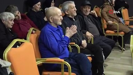 Hababam Sınıfı oyuncuları, yaşlılarla buluştu