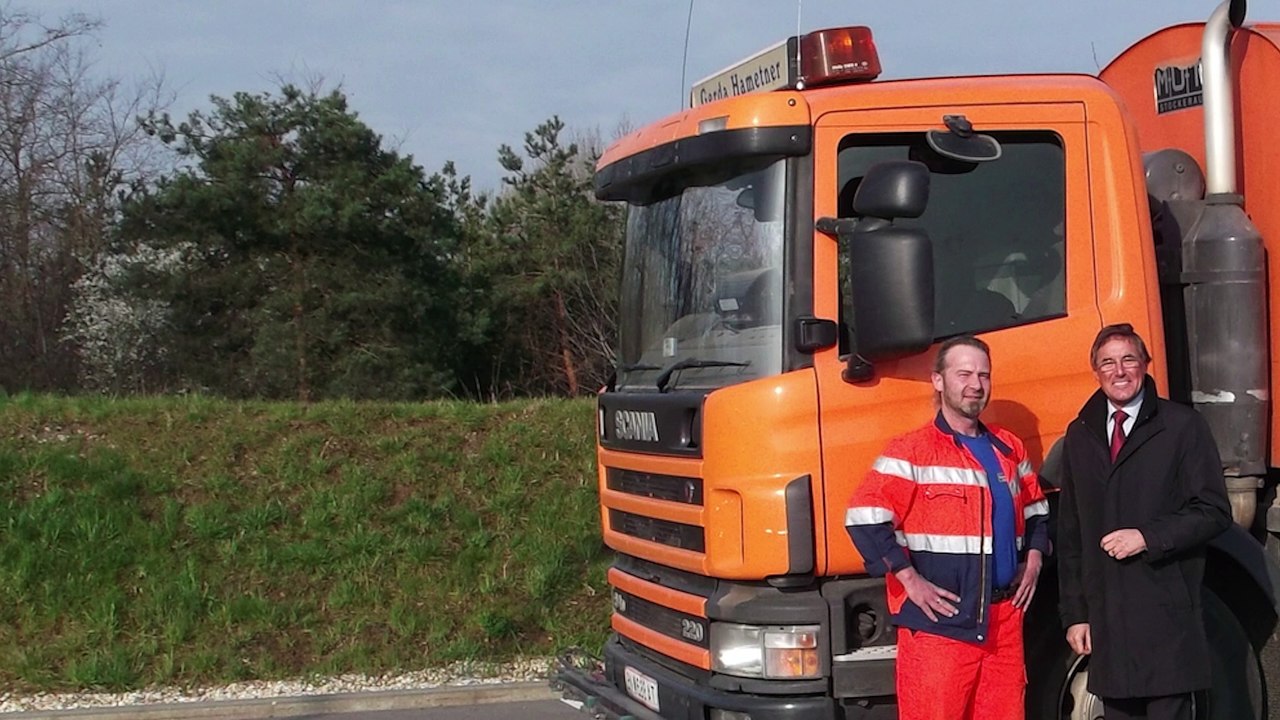 Strasshof Jährliche Straßenkehrung