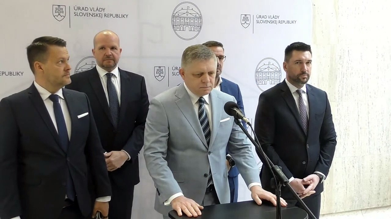 ZÁZNAM: Vláda schválila pre slintačku vyhlásenie mimoriadnej situácie v celej SR