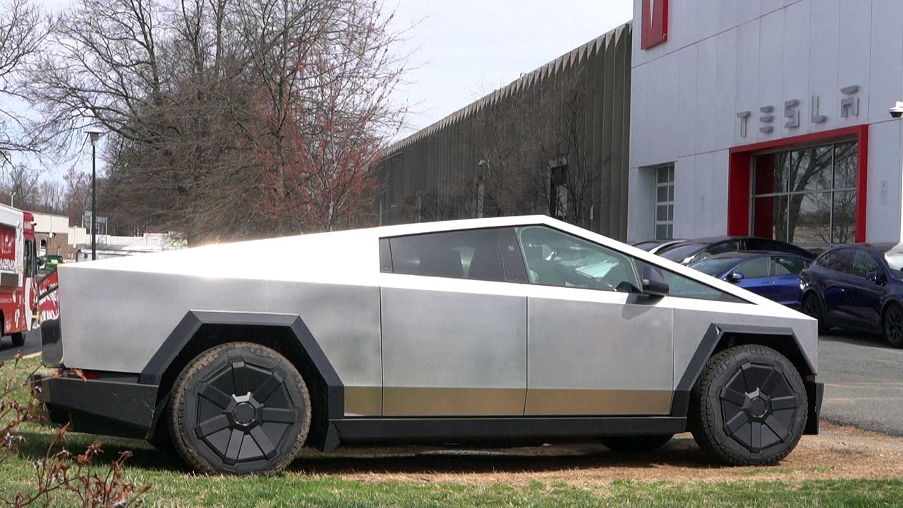 Tesla-Verkäufe in Europa um die Hälfte eingebrochen