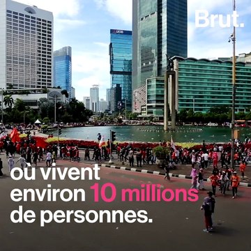 La capitale Indonésienne Jakarta sous les eaux