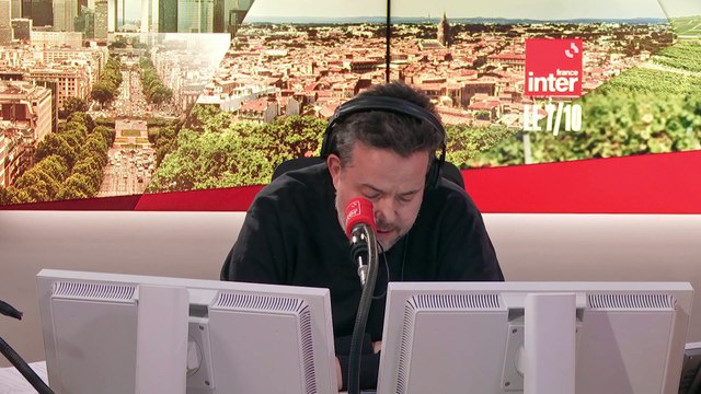 Chimamanda Ngozi Adichie : Lorsque j’écris un roman, je me sens comme entre deux mondes