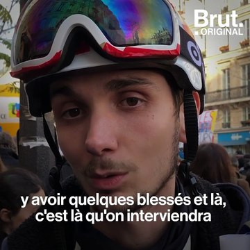 Les street medics, soigneurs de manifestants