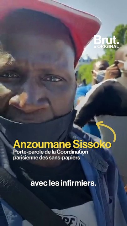 Des milliers de personnes manifestent à Paris pour les sans-papiers