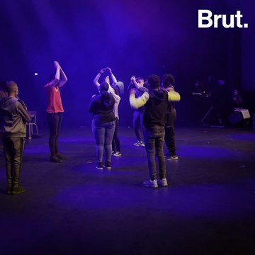 Ils dansent du hip-hop sur de la musique baroque