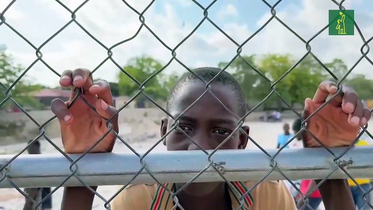 El muro entre República Dominicana y Haití, testigo silencioso del trasiego en la frontera