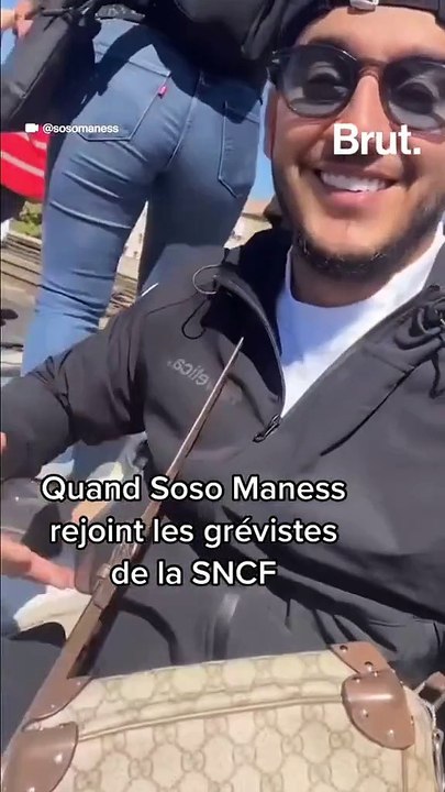 Soso Maness avec les grévistes de la SNCF contre la réforme des retraites.