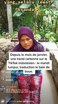 En Indonésie, ces femmes prennent des bains de boue et gagnent de l’argent en live sur TikTok.