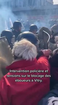 Intervention policière et tensions sur le blocage des éboueurs à Vitry ce jeudi 16 mars vers 10H.