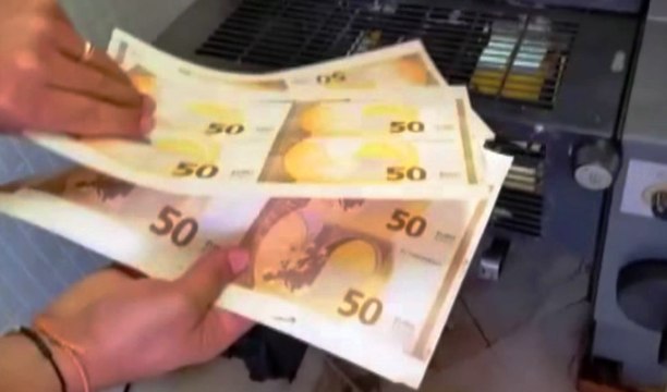 Napoli - Stampavano banconote false in un bunker: 3 arresti (25.03.25)