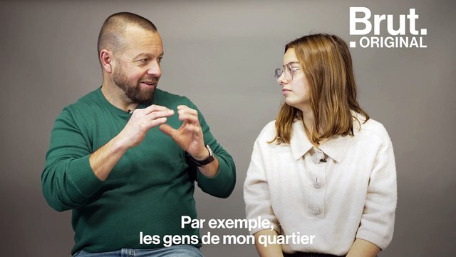 Être sourd en 2021 et en 1981 : un père et sa fille comparent leurs époques - Sourde, à voir sur BrutX