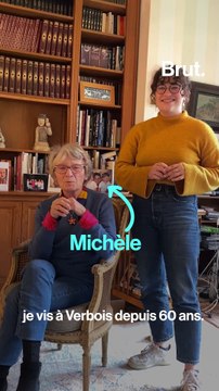 À 80 ans, Michèle apprend à se servir de WhatsApp grâce aux ateliers numériques