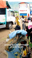 Total : Des activistes ougandais manifestent en France