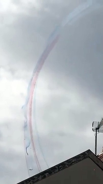 Un accident impliquant deux Alpha Jet de la Patrouille de France en répétitions vient d’avoir lieu dans l’Est de la France, annonce le ministre des Armées Sébastien Lecornu