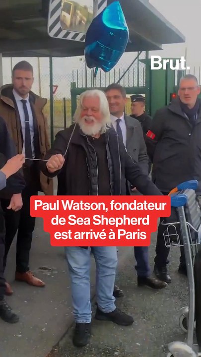 Paul Watson est arrivé à Paris