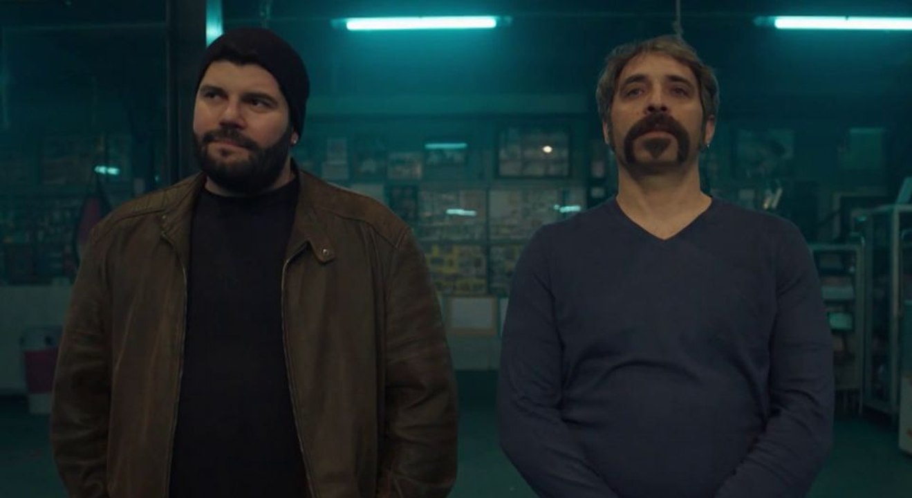 Plattfuß – Ein Cop in Neapel Trailer DF