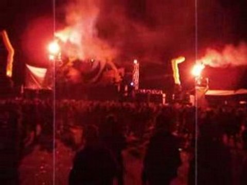 Acolytes/Nawak/3Faze au teknival de Crucey le 1er Mai 2008