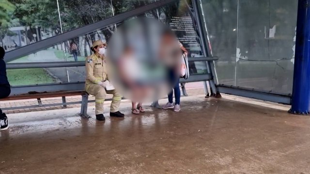 Mulher fica ferida ao sofrer queda na Av. Brasil em Cascavel