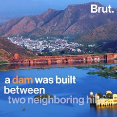 The "water palace" was built in the 18th century by the raja of Jaipur state