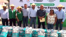 Entregan 12 toneladas de semilla de sorgo a ejidatarios de Monclova