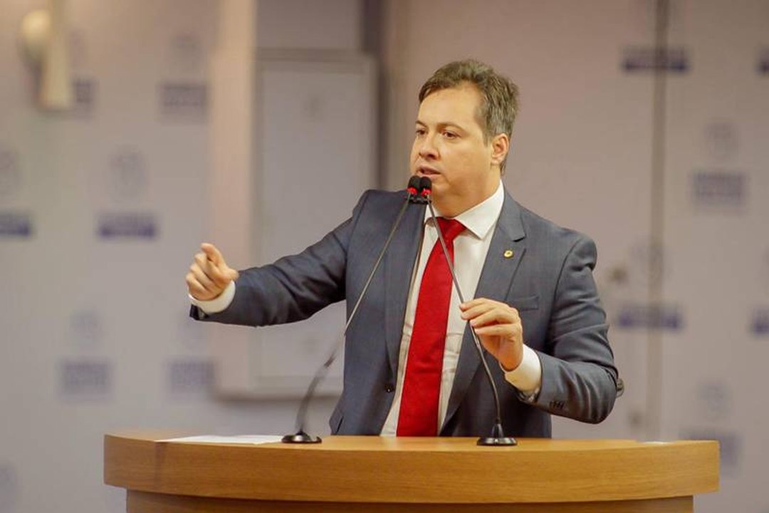 ALPB aprova por unanimidade PL de Júnior Araújo que garante direitos a pessoas com TEA