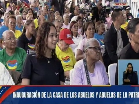 Ministra Magally Viña indicó la activación de 58 mil círculos de abuelos y abuelas
