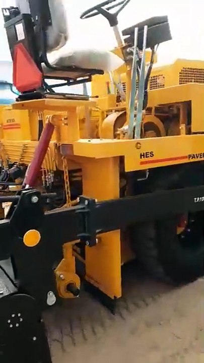 ASPHALT PAVER BY AASPA EQUIPMENT PVT.LTD.