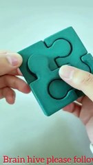 Can you separate the four pieces of the infinite loop?