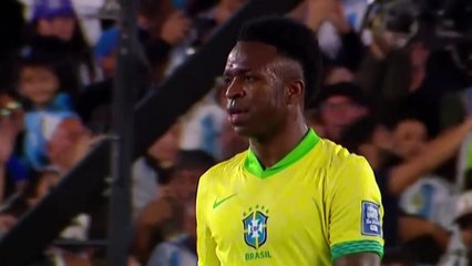 Enzo Fernandez envoie le Brésil dans les cordes ! - Foot - Qualif CM 2026