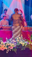 Niken Salindry nangis diseneni panjak Sampek keculek