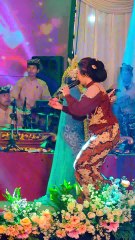 Niken Salindry Duet bareng manten dapat duit