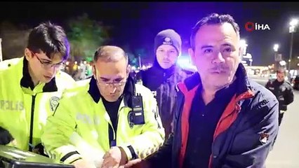 Aksaray'da alkolsüz ve ehliyetsiz yakalanan sürücü çıldırdı!