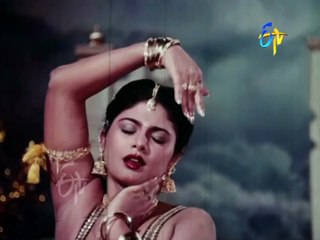 MahaLakshmi Hot Song with Arjun from Kutra movie
