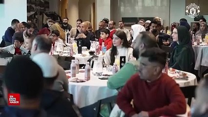 Manchester United, Müslüman taraftarları için iftar organizasyonu düzenledi