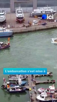 Un bateau fou dans le port des Sables d'Olonne