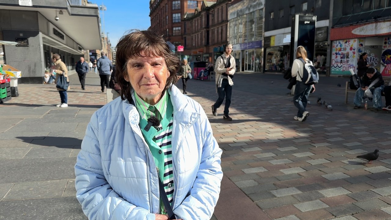 We meet Gina on Glasgow’s Argyle Street where she shares a song by the late great Rabbie Burns