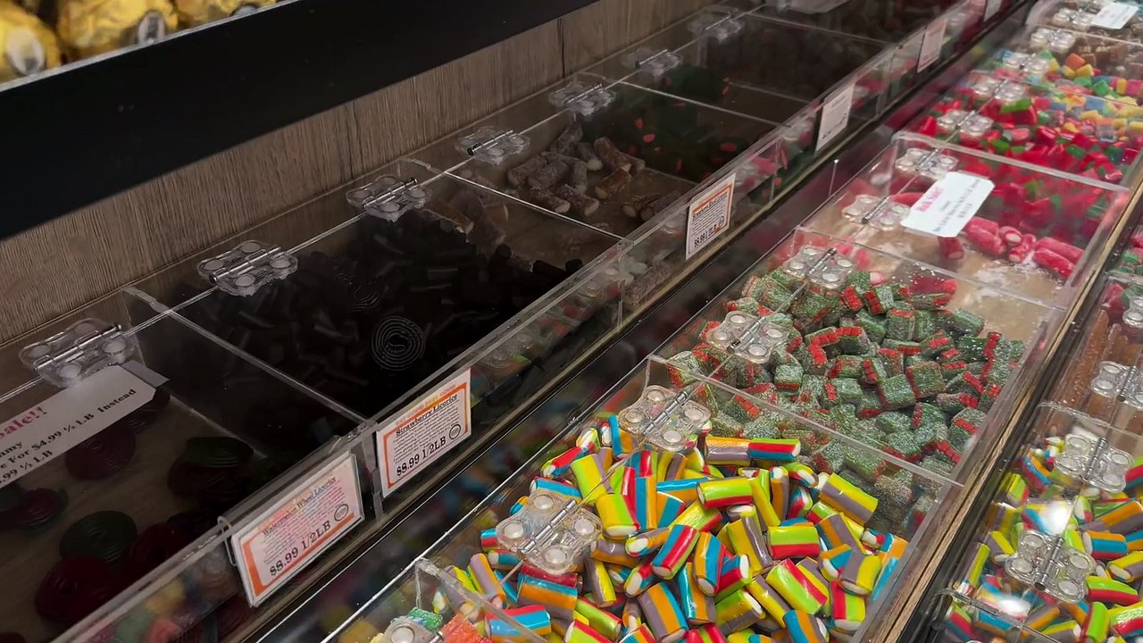 Forest Hills Gardens Queens NewYork - Relaxing Scenes and Sounds - 4K