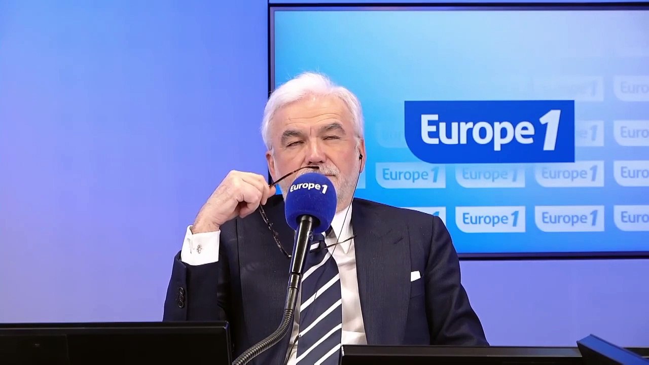 Pascal Praud et vous - Port du voile dans le sport : le débat entre Pascal Praud et un auditeur qui y est favorable