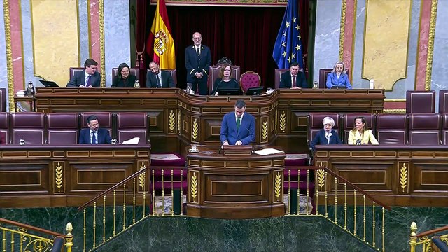 Sánchez dice que subirá gasto en Defensa sin tocar gasto social y defiende un Ejército europeo