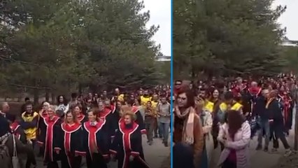 ODTÜ'de akademisyenlerden ‘Eğitim-Sen’ eylemi