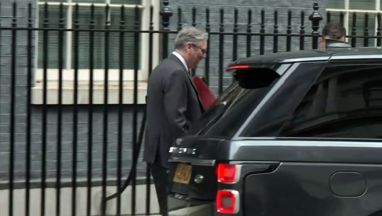 Starmer departs Downing Street for PMQs and Spring statement