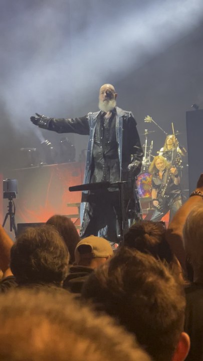 JUDAS PRIEST - Living After Midnight in Bercy