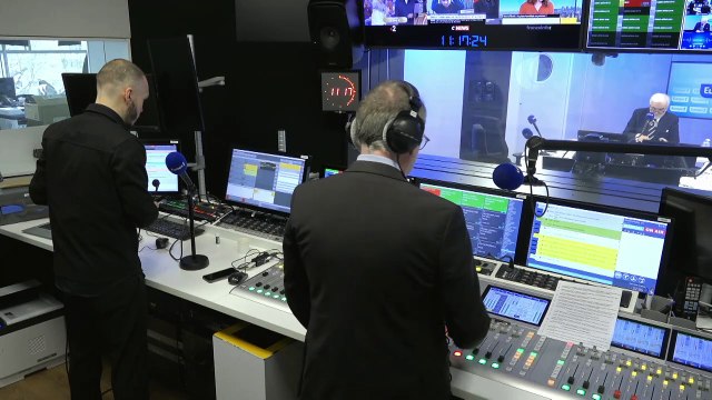 Pascal Praud - Faut-il interdire le port du voile dans le sport ?