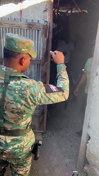 Descubren inmigrantes indocumentados escondidos en una vivienda utilizada como refugio en Elías Piña