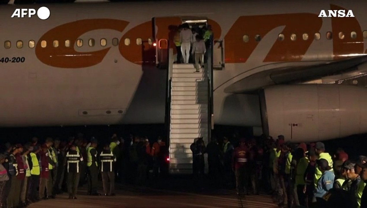 Arrivati in Venezuela 119 migranti espulsi dagli Usa