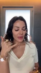 نادين نجيم ترد على مهاجميها بتقليدهم