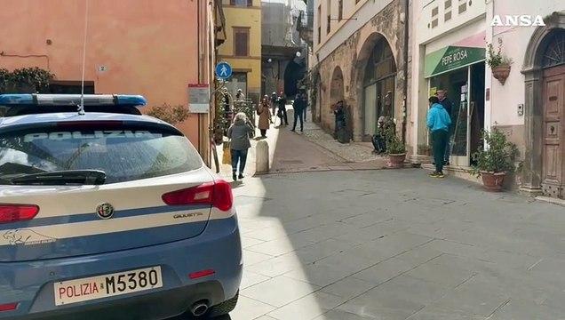 Donna trovata morta in casa a Spoleto, ipotesi femminicidio